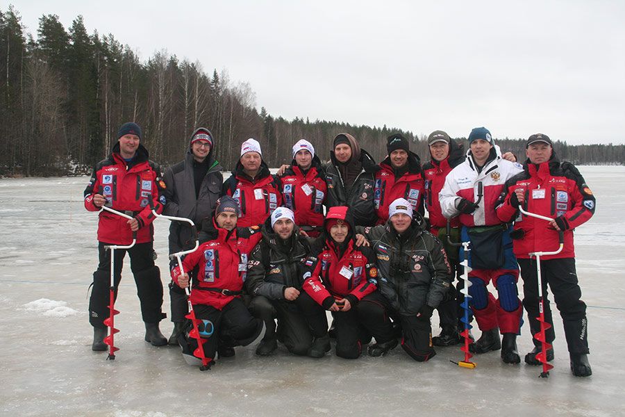 Первый день тренировки команд-участников Чемпионата мира по ловле на мормышку со льда в Финляндии