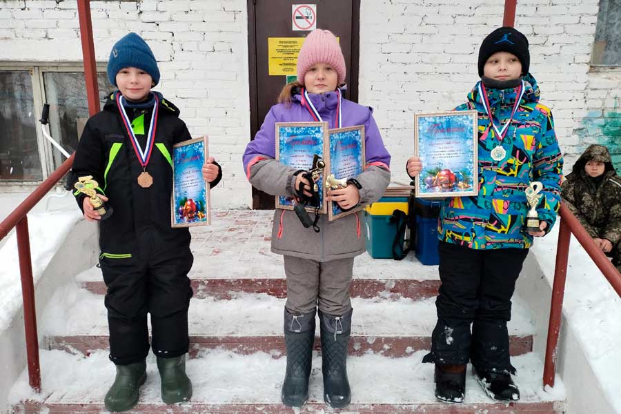 В Усть-Катаве состоялся «Новогодний турнир» по ловле на мормышку со льда