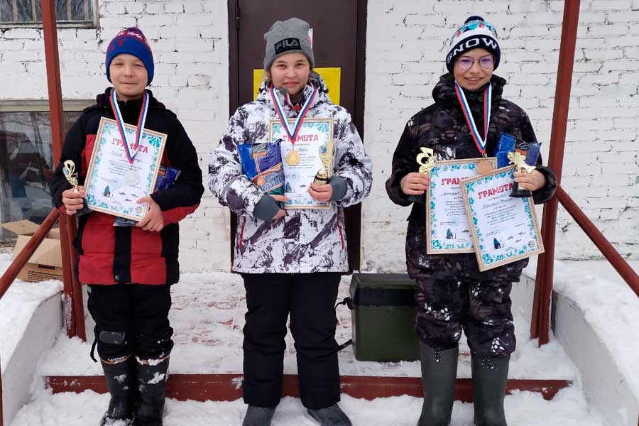 В Усть-Катаве Челябинской области прошёл турнир по рыболовному спорту “Клёвый спорт-2023”