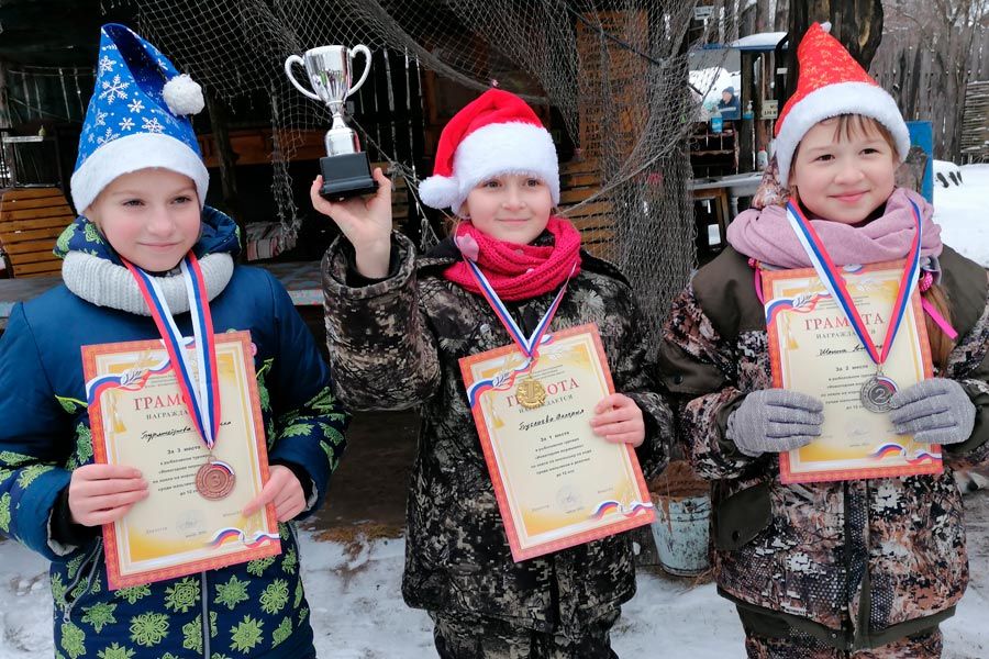 4 января на Устимском пруду г. Кулебаки, Нижегородской области прошёл детский рыболовный турнир “Новогодняя мормышка”.